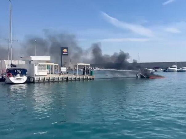 Eksplodirala turistička brodica u španskom ljetovalištu: Troje u teškom stanju