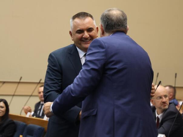 Minić priznaje loše stanje u RS: Željeznice i Elektroprivreda u problemu