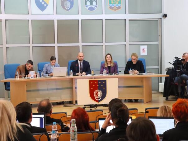 Vlada KS naložila direktoru BAGS-a da obezbijedi grijanje u Vogošći