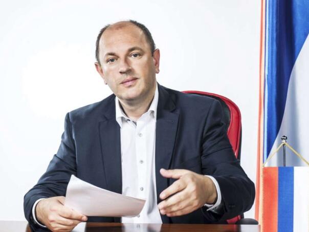 Minić nagovijestio: Moguća smjena Luke Petrovića