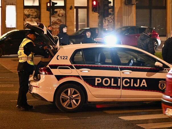 Nesreća na Stupskoj petlji: Pijan se “zaletio” u policiju