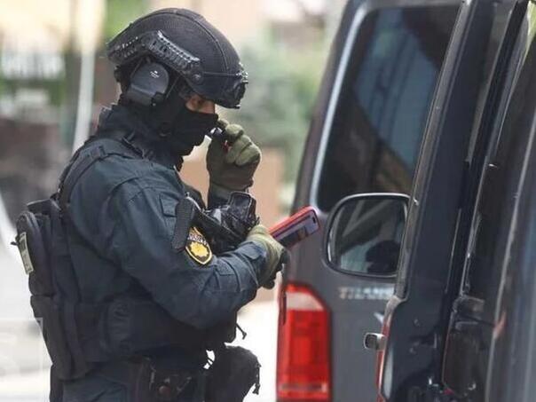 FUP po nalogu POSKOK-a pretresa Holand taxi