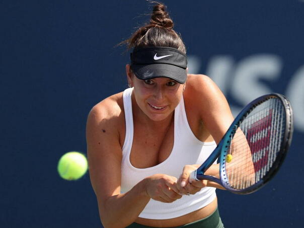 Poznata teniserka nakon estetske operacije otvorila i OnlyFans: “Velike su, ljudi će pričati”